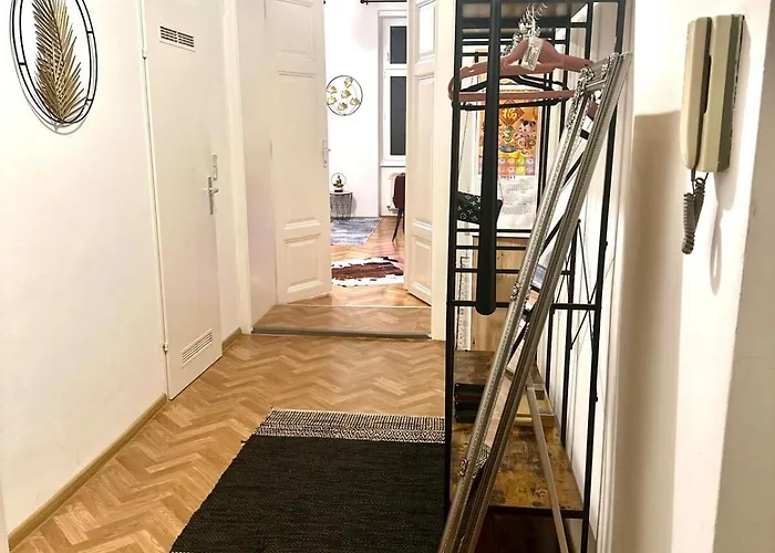 Apartmán Centrally Located Near Airport Trains Stations *