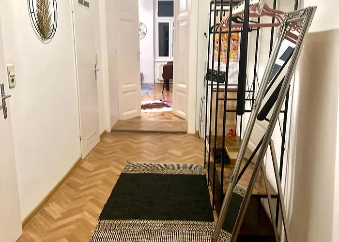 Centrally Located Near Airport Trains Stations *